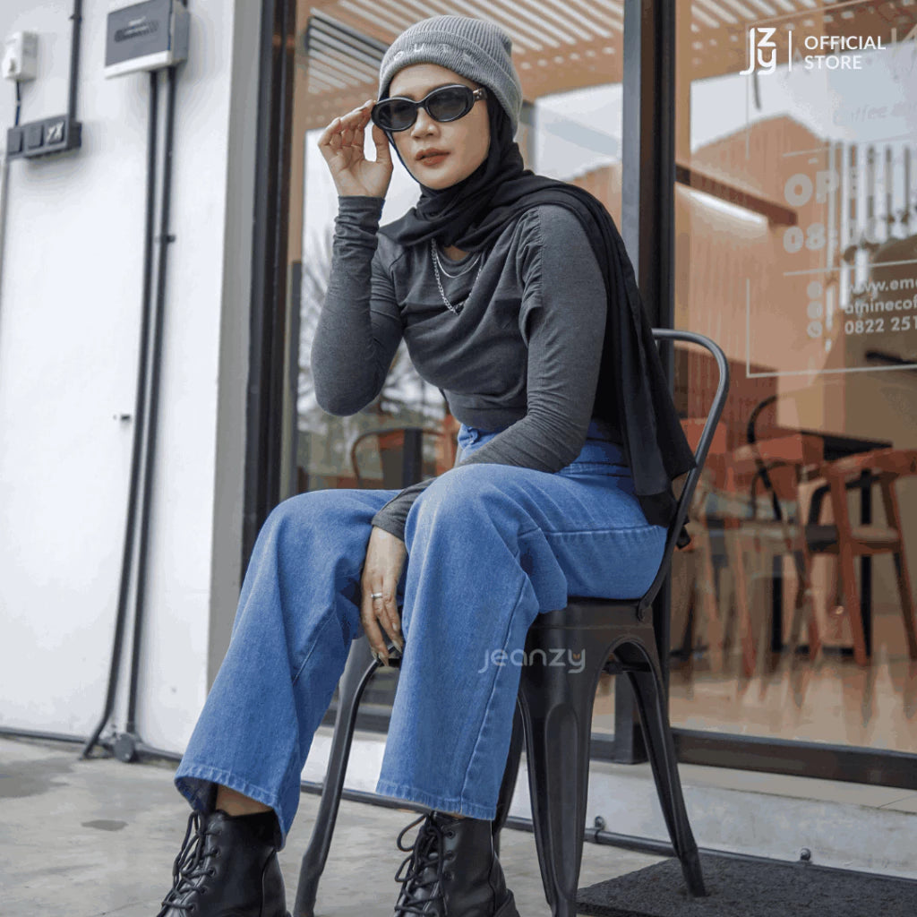 Boyfriend Jeans Wanita Highwaist - Medium Blue